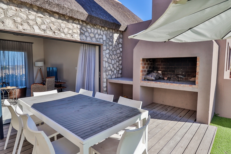 3 Bedroom Property for Sale in Shark Bay Estate Western Cape